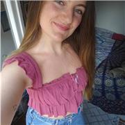 Hola! Soy una chica de 22 años que ha estudiado arqueologia y ahora va a hacer historia. Me encanta mi trabajo y sería un placer ayudarte si te cuesta un poco la materia o a veces se te hace durilla. No dudes en preguntarme!